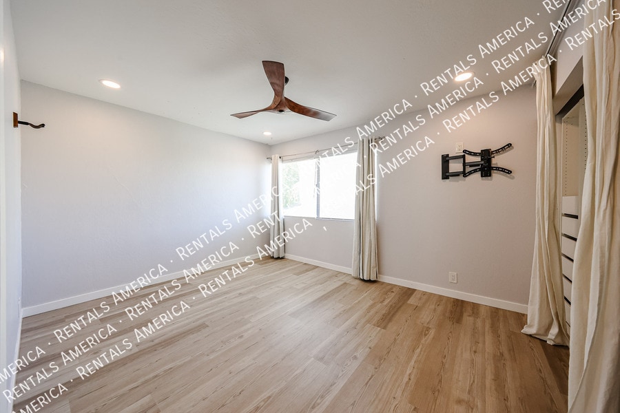 Building Photo - 4630 N 68th St