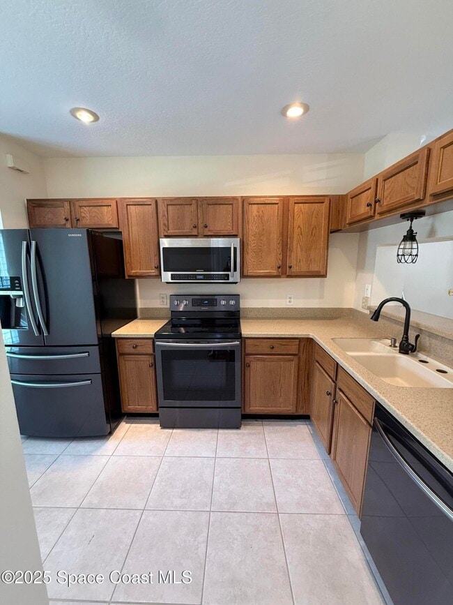 Building Photo - 1424 Hampton Park Ln