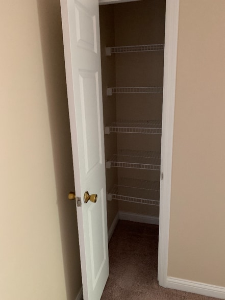 Building Photo - 6752 Ashley Ct