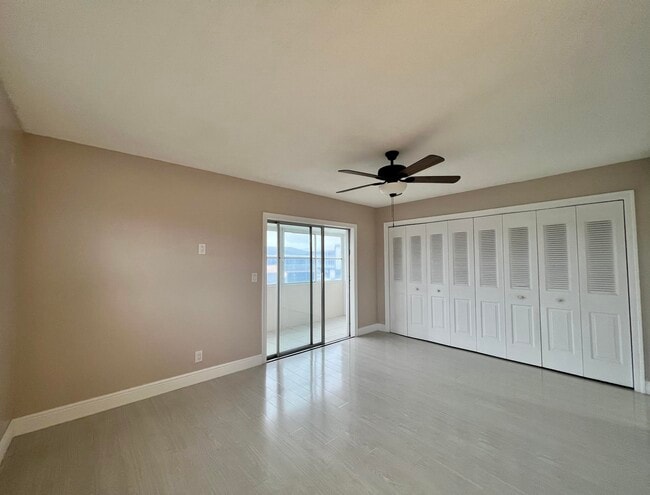 Building Photo - 18 Andover A