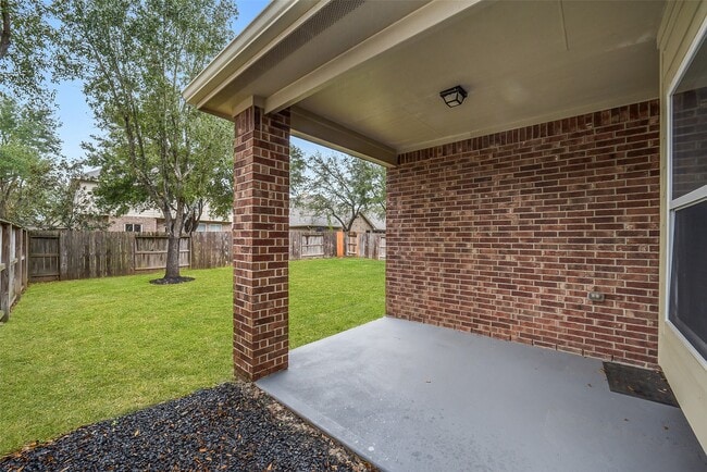 Building Photo - 24538 Evangeline Springs Ln