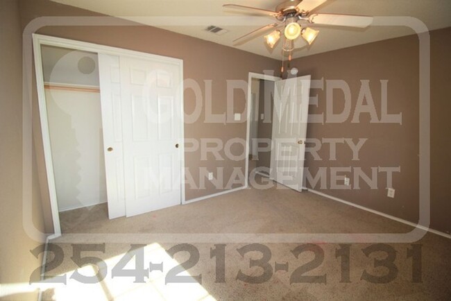 Building Photo - 4809 Causeway Ct