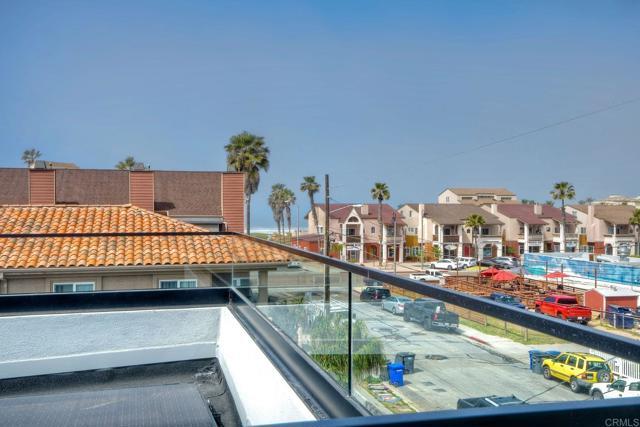 Building Photo - 139 Dahlia Ave