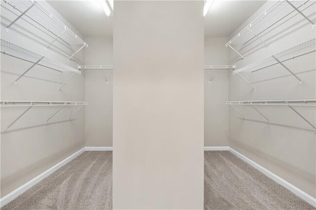Building Photo - 1085 Blackwood Ct