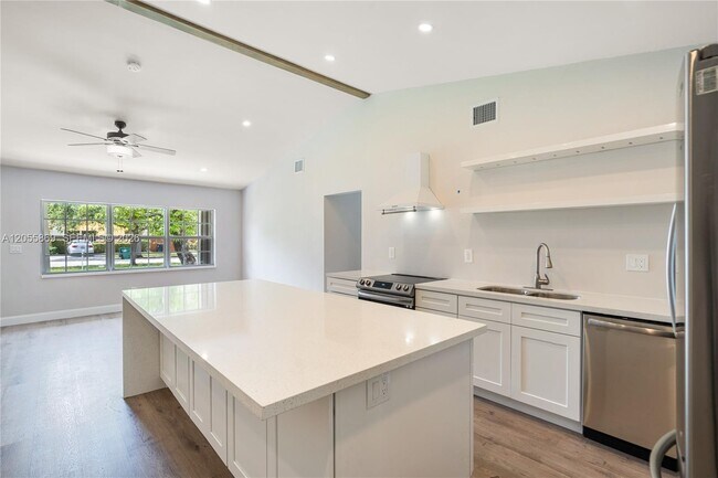 Building Photo - 11511 SW 81st Rd