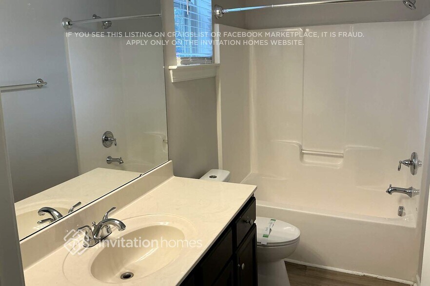 Building Photo - 1128 Shasta Daisy Dr