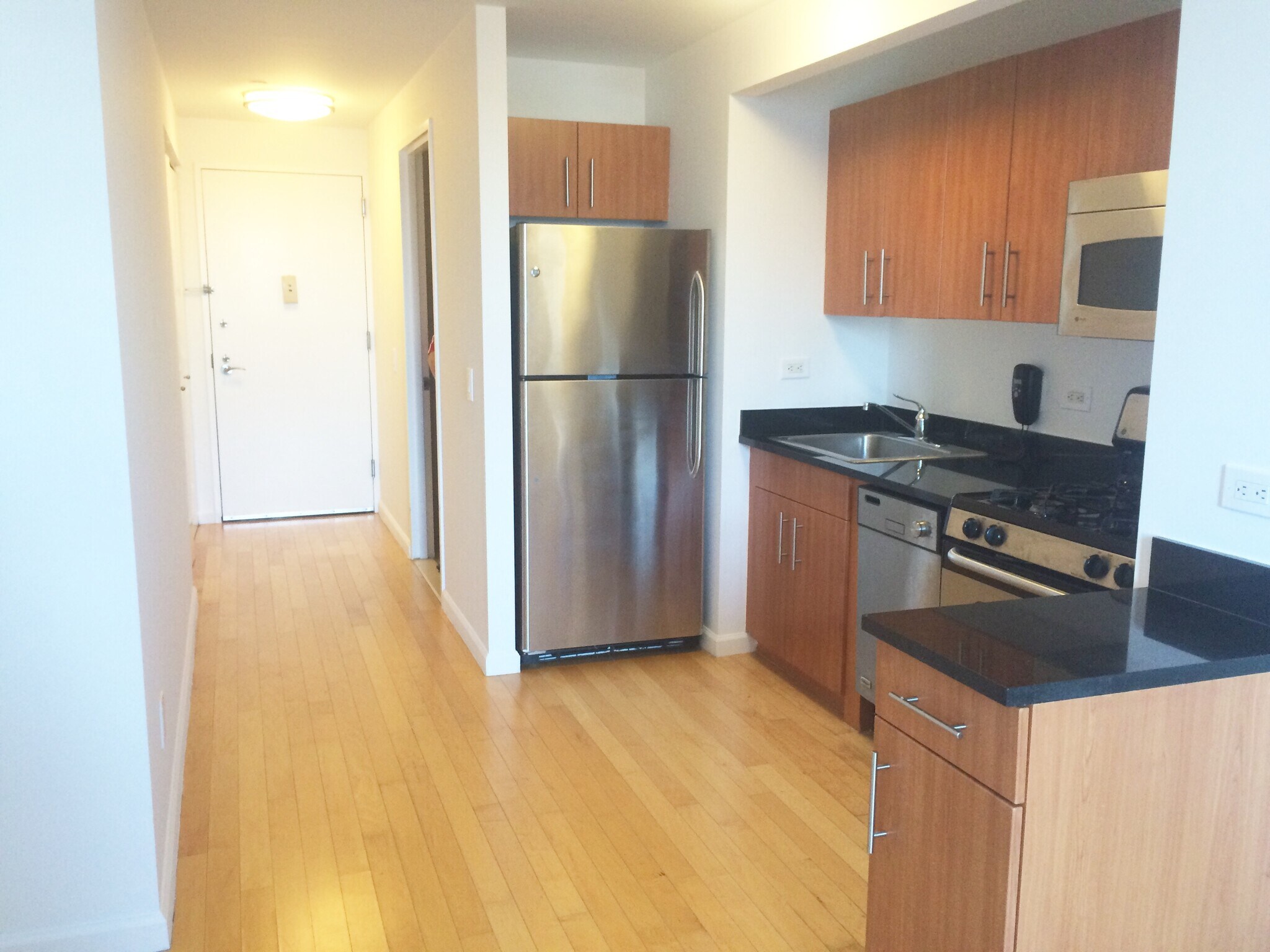 Building Photo - 20 West Street