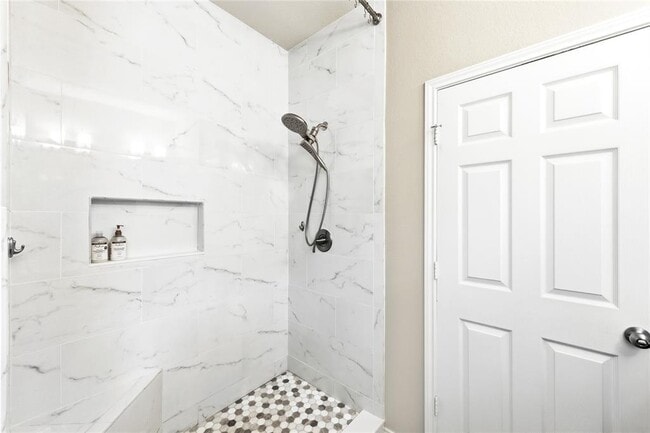 Building Photo - 145 Sundown Ave