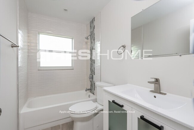Building Photo - HOME FOR RENT!! ONE MONTH FREE!!