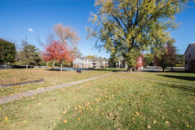 Building Photo - 30078 W 12 Mile Rd