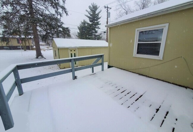 Building Photo - 12 Val Aire Dr