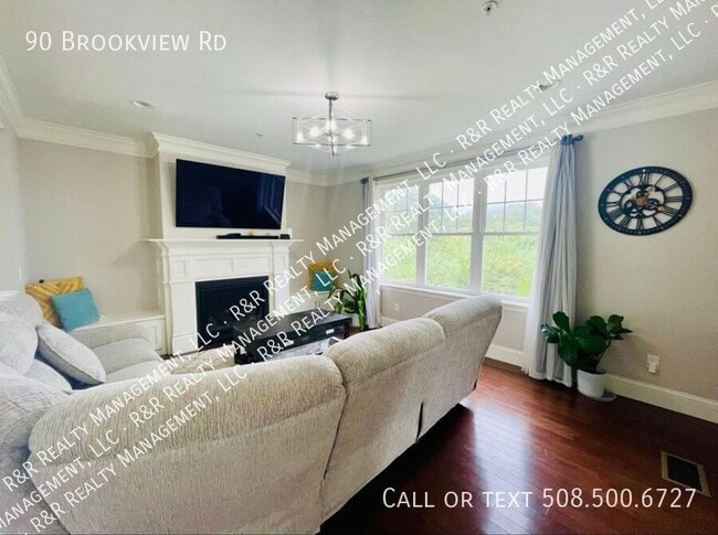 Building Photo - 90 Brookview Rd