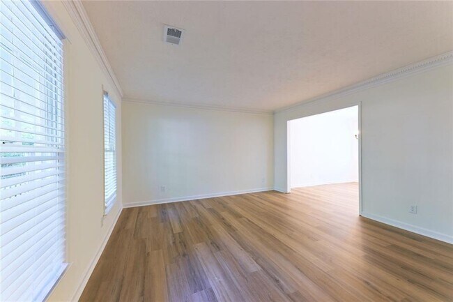 Building Photo - 2208 Heritage Trace Dr