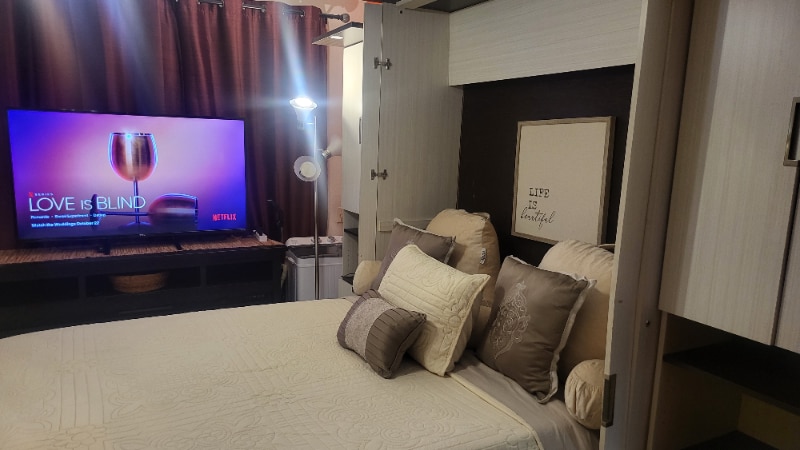 Building Photo - 913 Riviera St