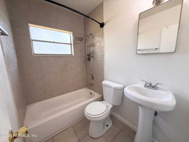 Building Photo - 7609 Tacony Dr