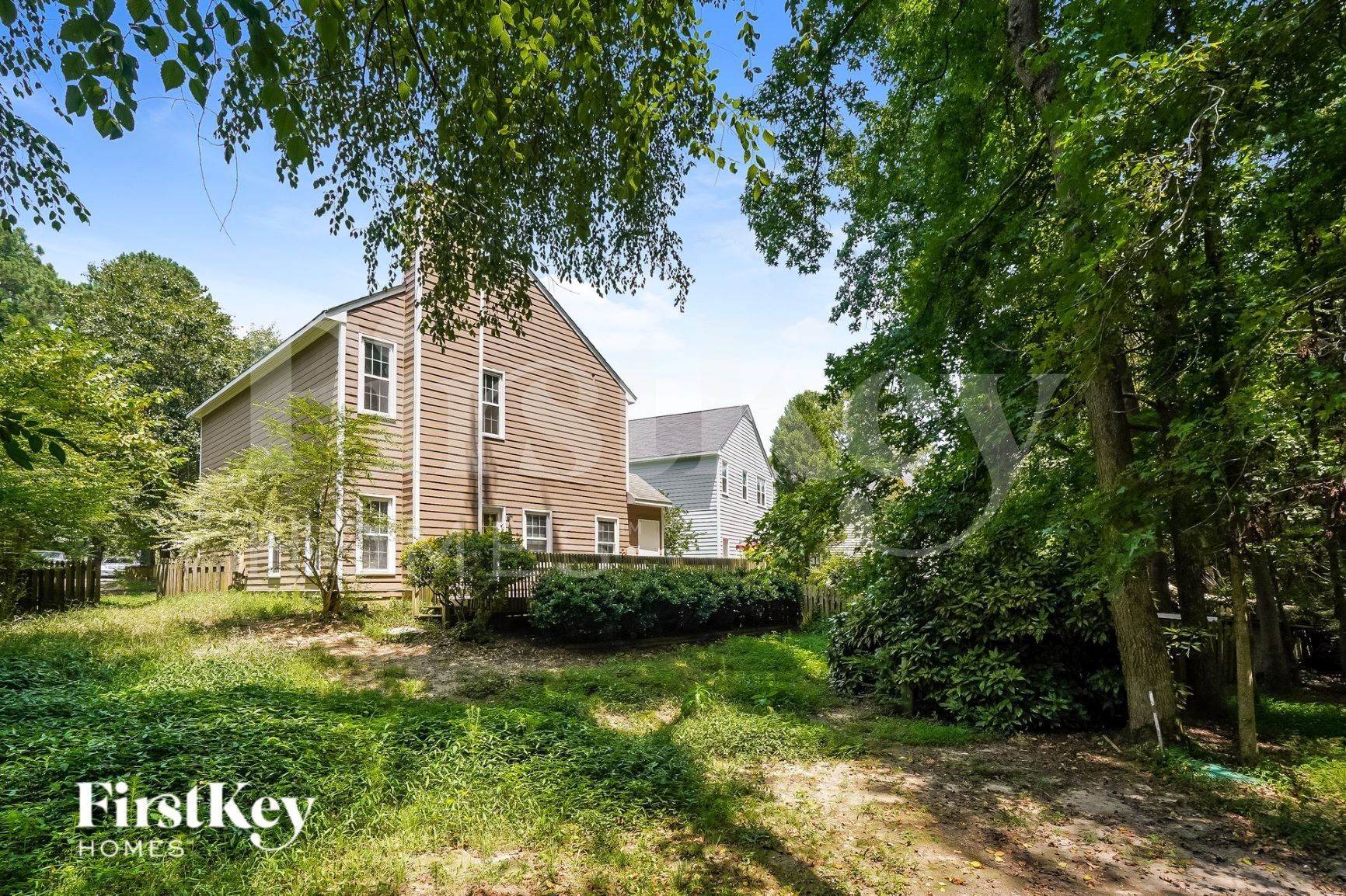 Building Photo - 6012 River Lake Cir