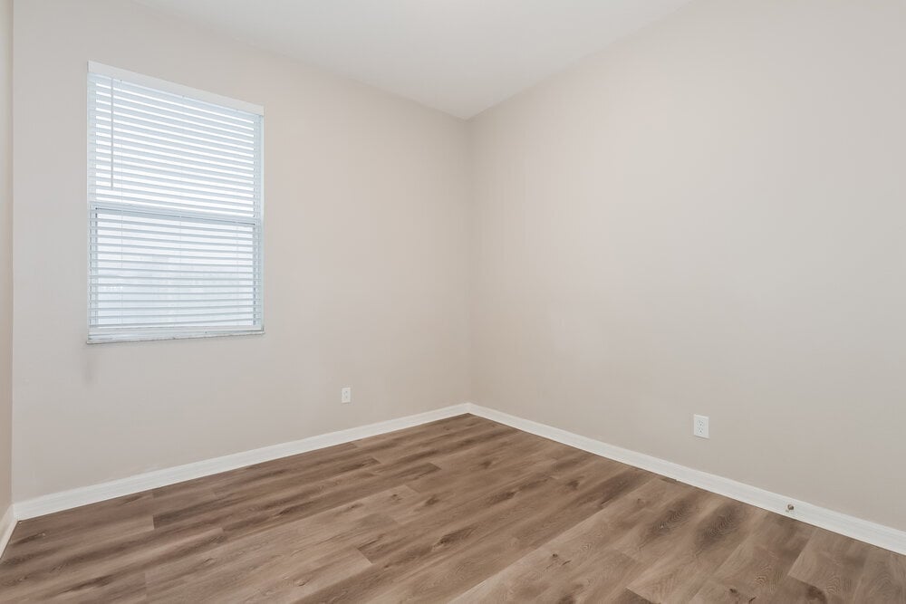 Building Photo - 11171 Golden Silence Dr