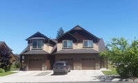 Building Photo - 2 Bed/1.5 Bath Townhome Near the Old Mill