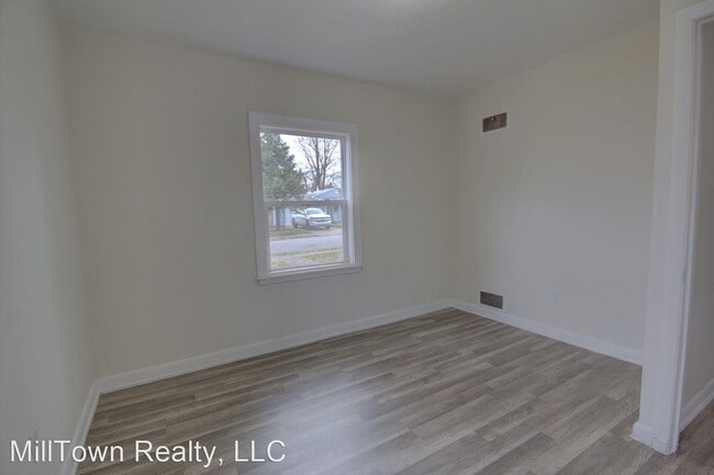 Building Photo - 2 br, 1 bath House - 3856 Johnson Ave