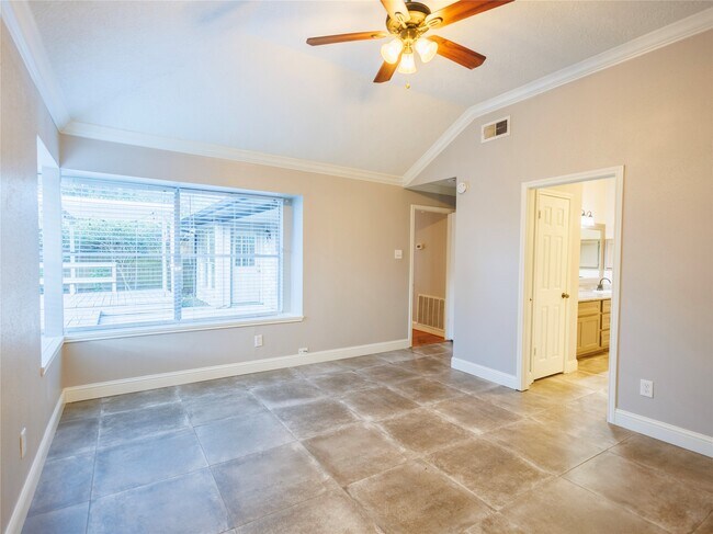 Building Photo - 16307 Mulberry Run Ct