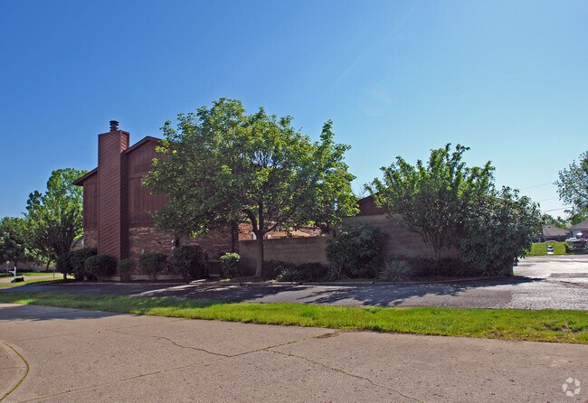 Building Photo - 7780 Sterling Pl