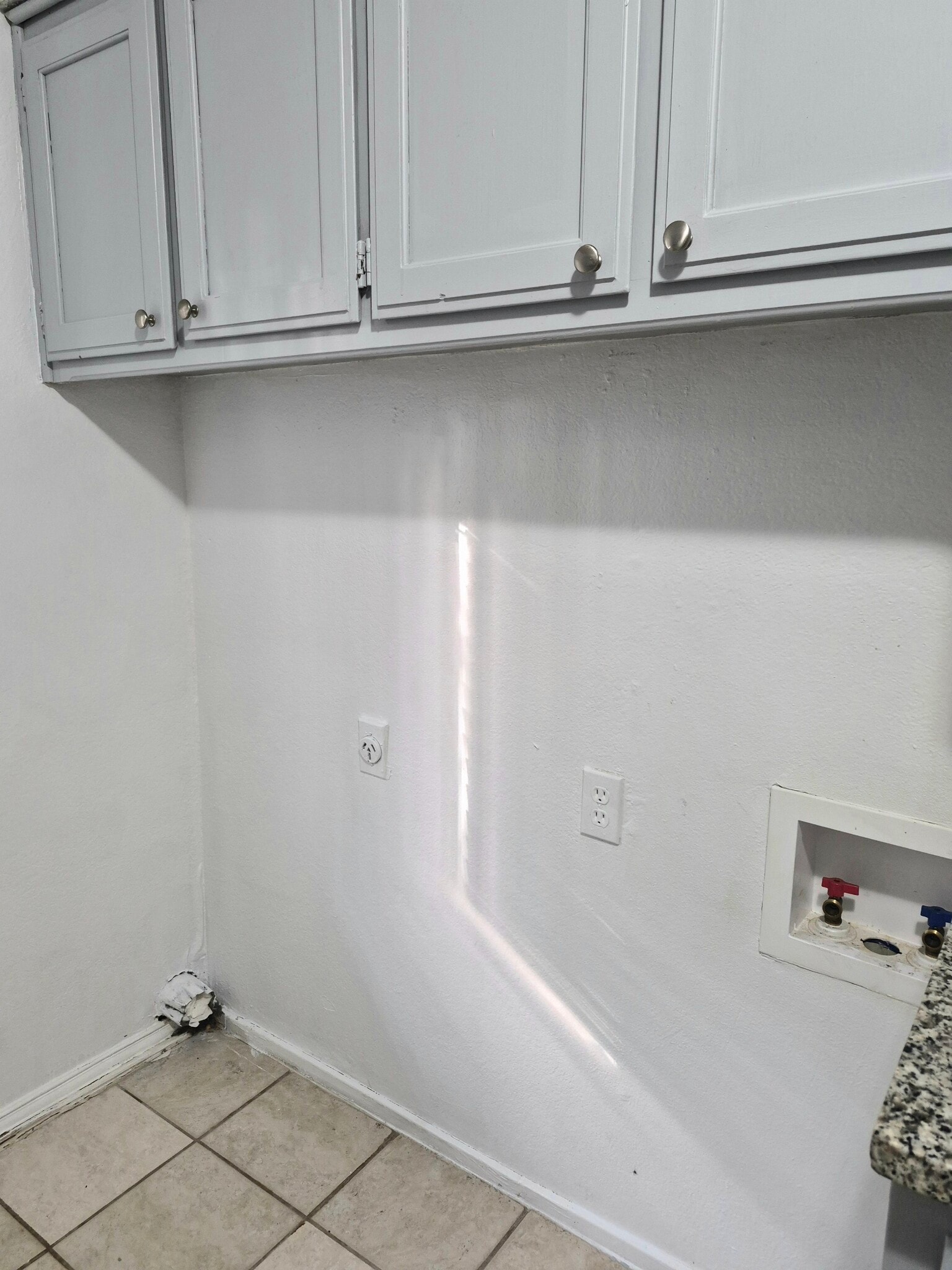 Building Photo - 214 Pine Meadow Dr