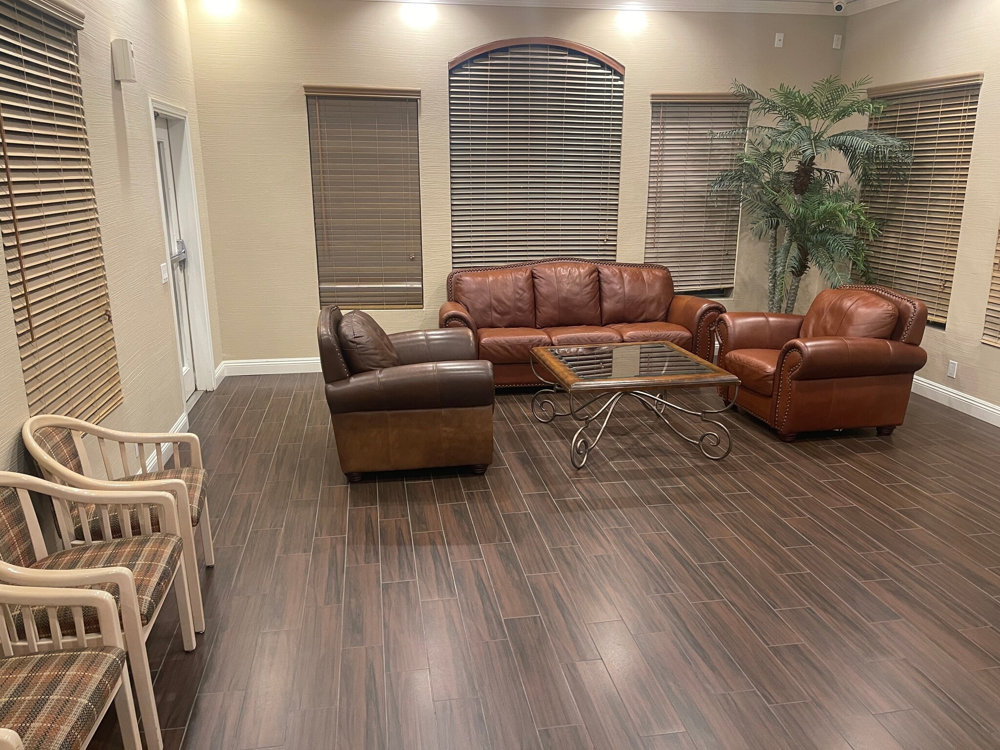 Building Photo - 2525 San Gabriel Way