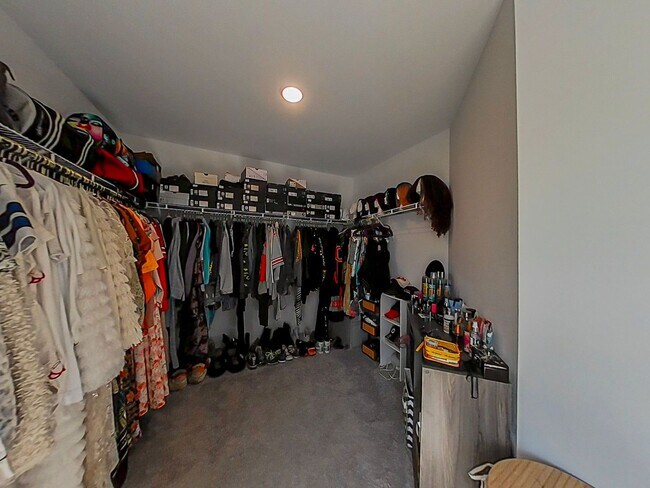 Building Photo - 5 Bedroom Home in Columbia County!