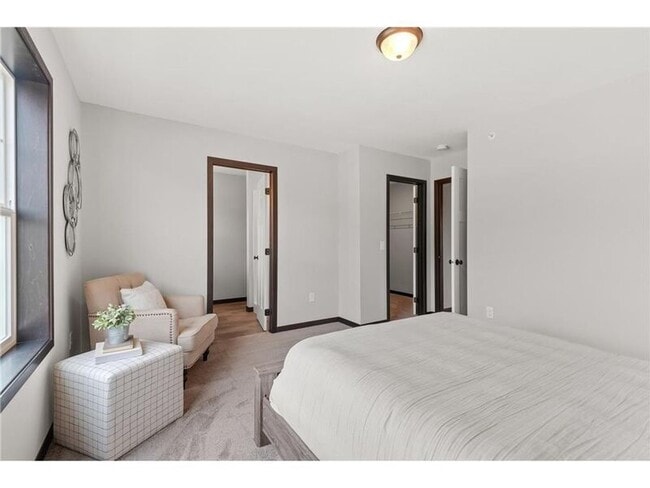 Building Photo - 10280 3rd St NE