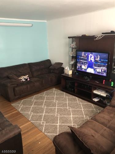 Building Photo - 48 Hobart Pl