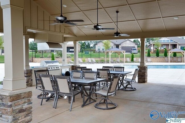 Building Photo - 14604 London Ln