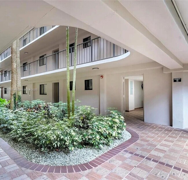 Building Photo - 8760 SW 133rd Avenue Rd