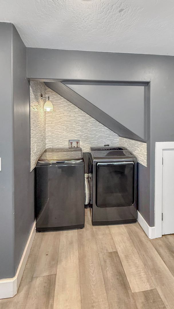 Building Photo - 603 Pila Pl