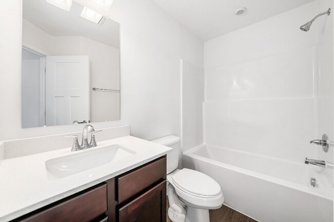 Building Photo - 102 Red Willow Dr