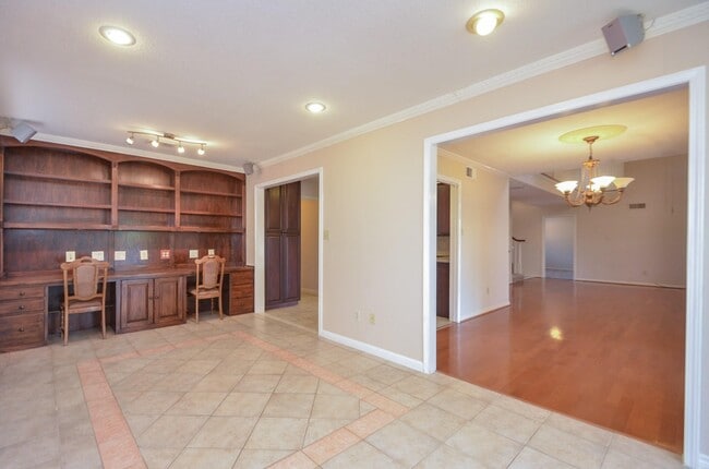 Building Photo - 2926 Williams Grant