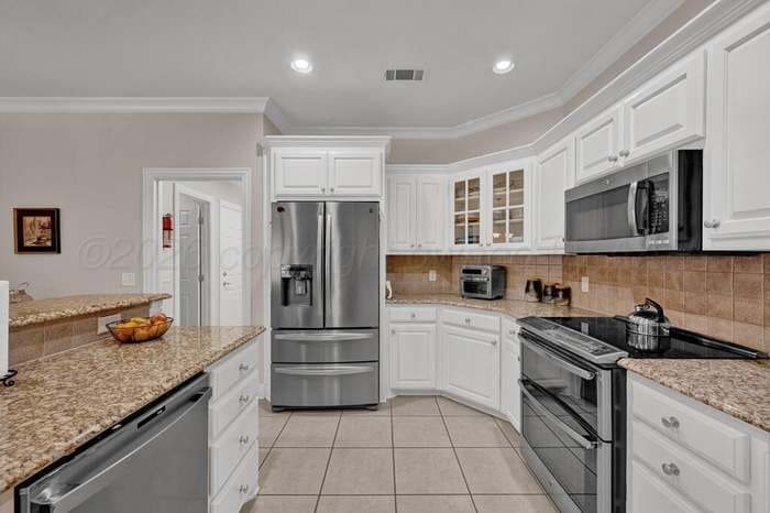 Building Photo - 8117 Vail Drive