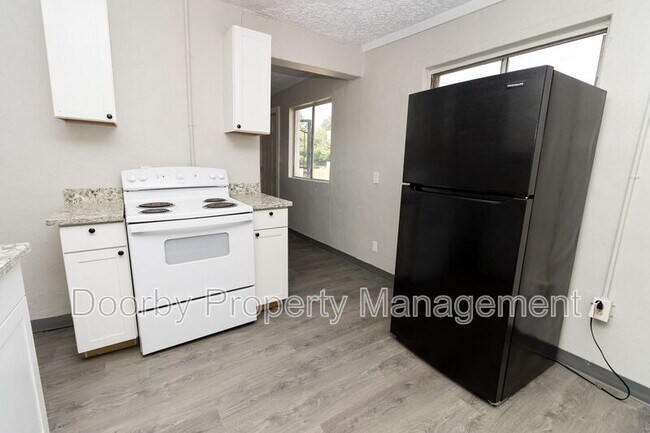 Building Photo - 1612 Citico Ave