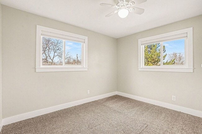 Building Photo - 4BR / 3.5BA Home in the Allendale Neighborhood of Arvada