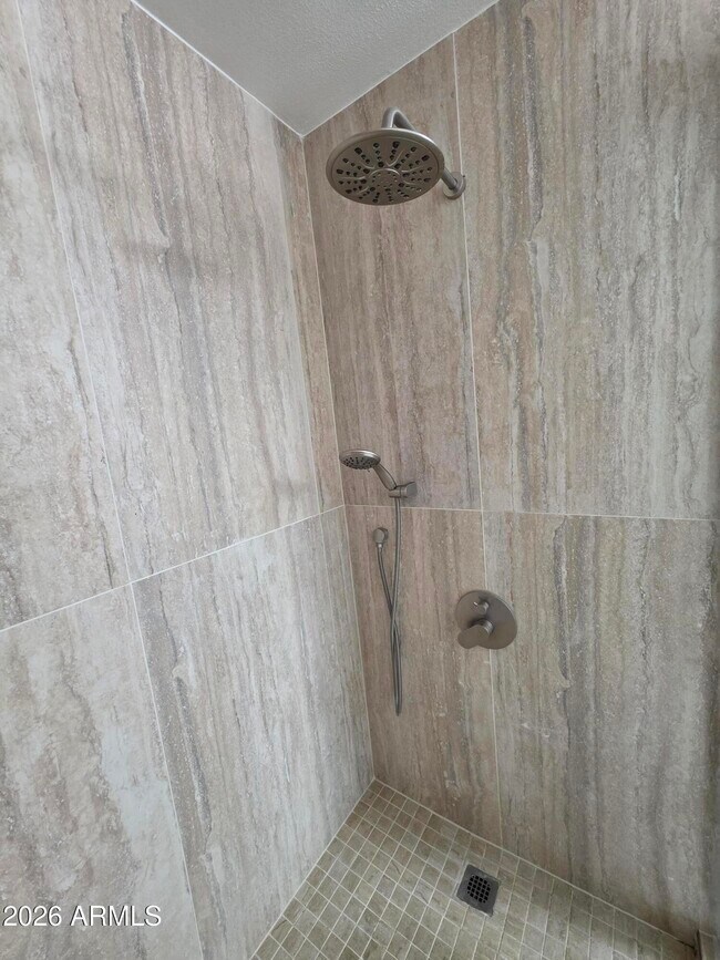 Building Photo - 20100 N 78th Pl