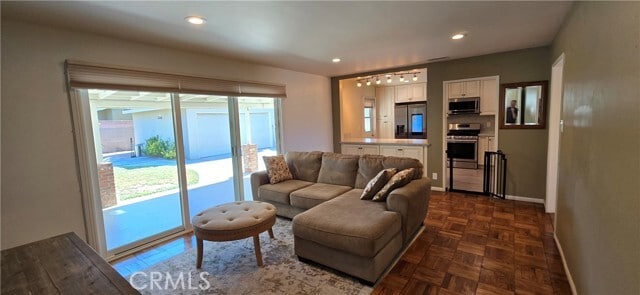 Building Photo - 3244 Hackett Ave