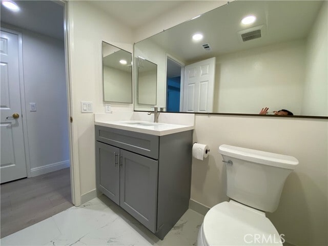 Building Photo - 2072 Maverick Cir