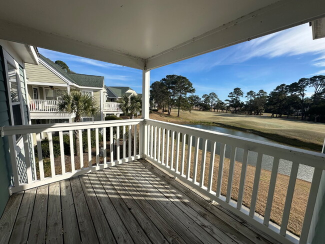 Building Photo - Spacious Three Bedroom Townhome in Old South!