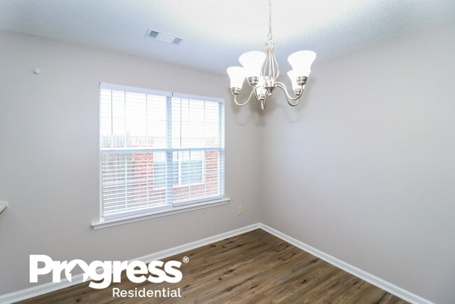 Building Photo - 2803 Maggie Woods Ln