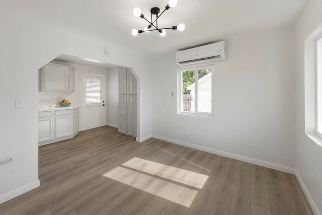 Building Photo - 405 N San Gabriel Ave