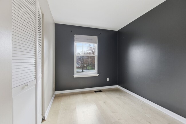 Building Photo - Lovely 3 BR/1.5 BA Townhome in Bowie!