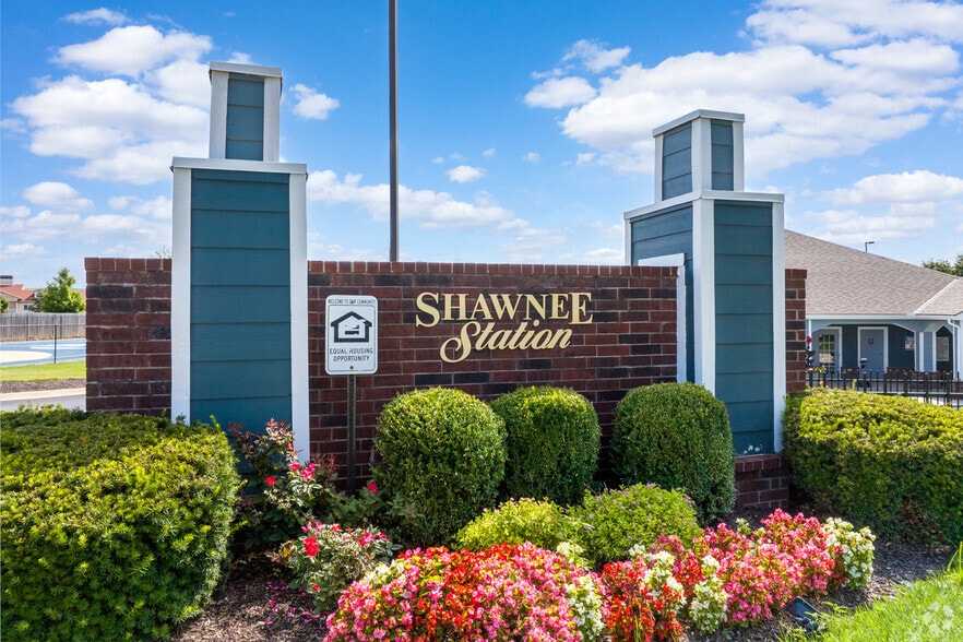 Shawnee Station 6405 Maurer Rd Shawnee KS 66217 Apartment Finder