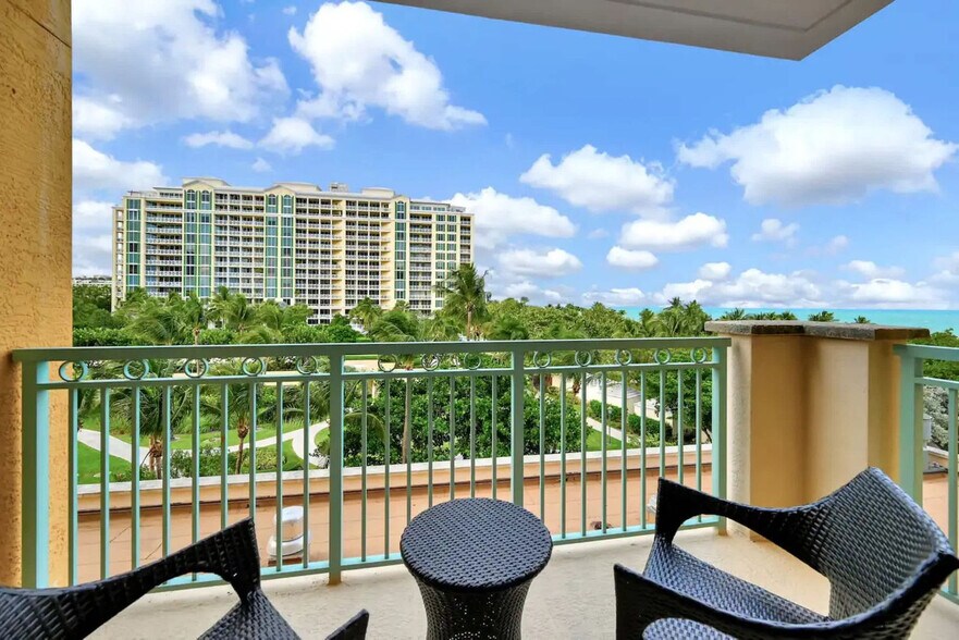 Building Photo - 455 Grand Bay Dr