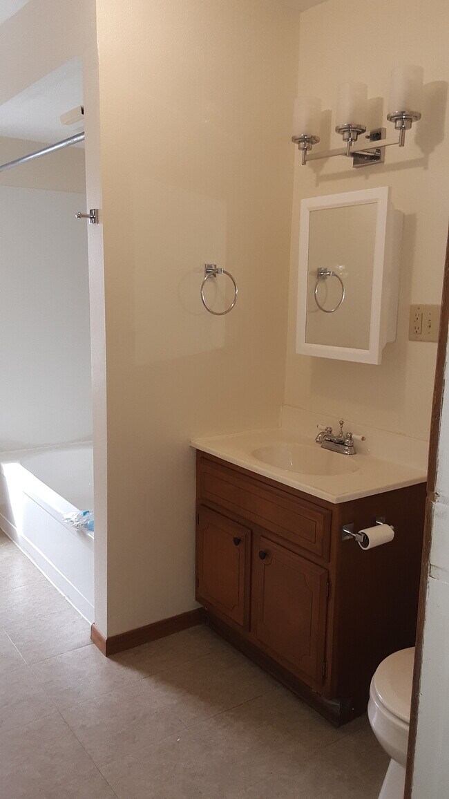 Building Photo - 1257 Jackson St