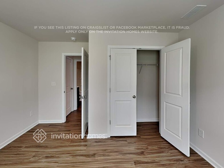 Building Photo - 6006 Foggy Btm Cir