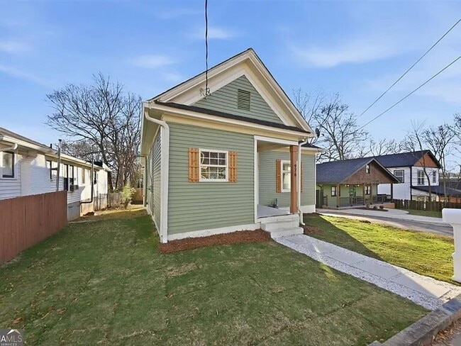 Building Photo - 976 Linam Ave SE